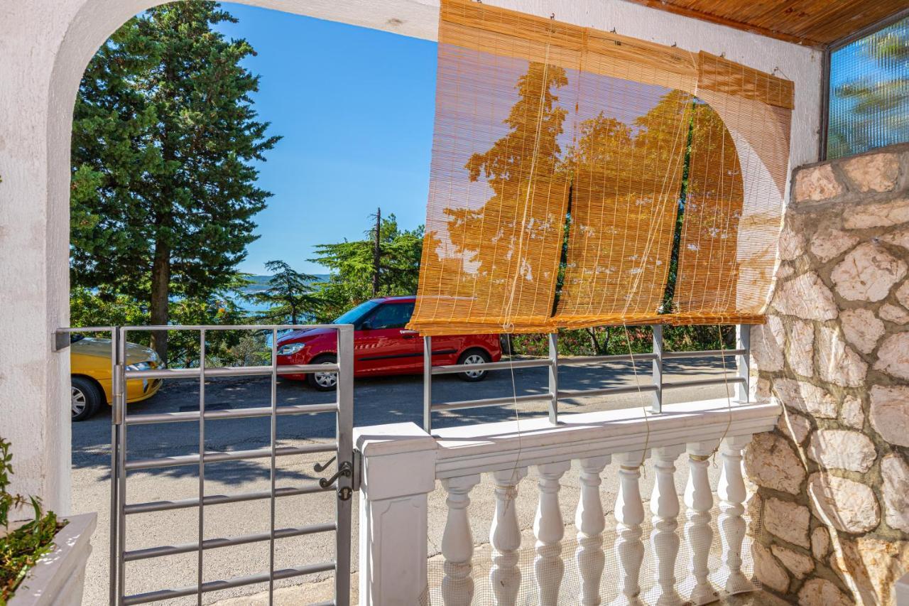 Apartmani Loki Dramalj Exterior foto
