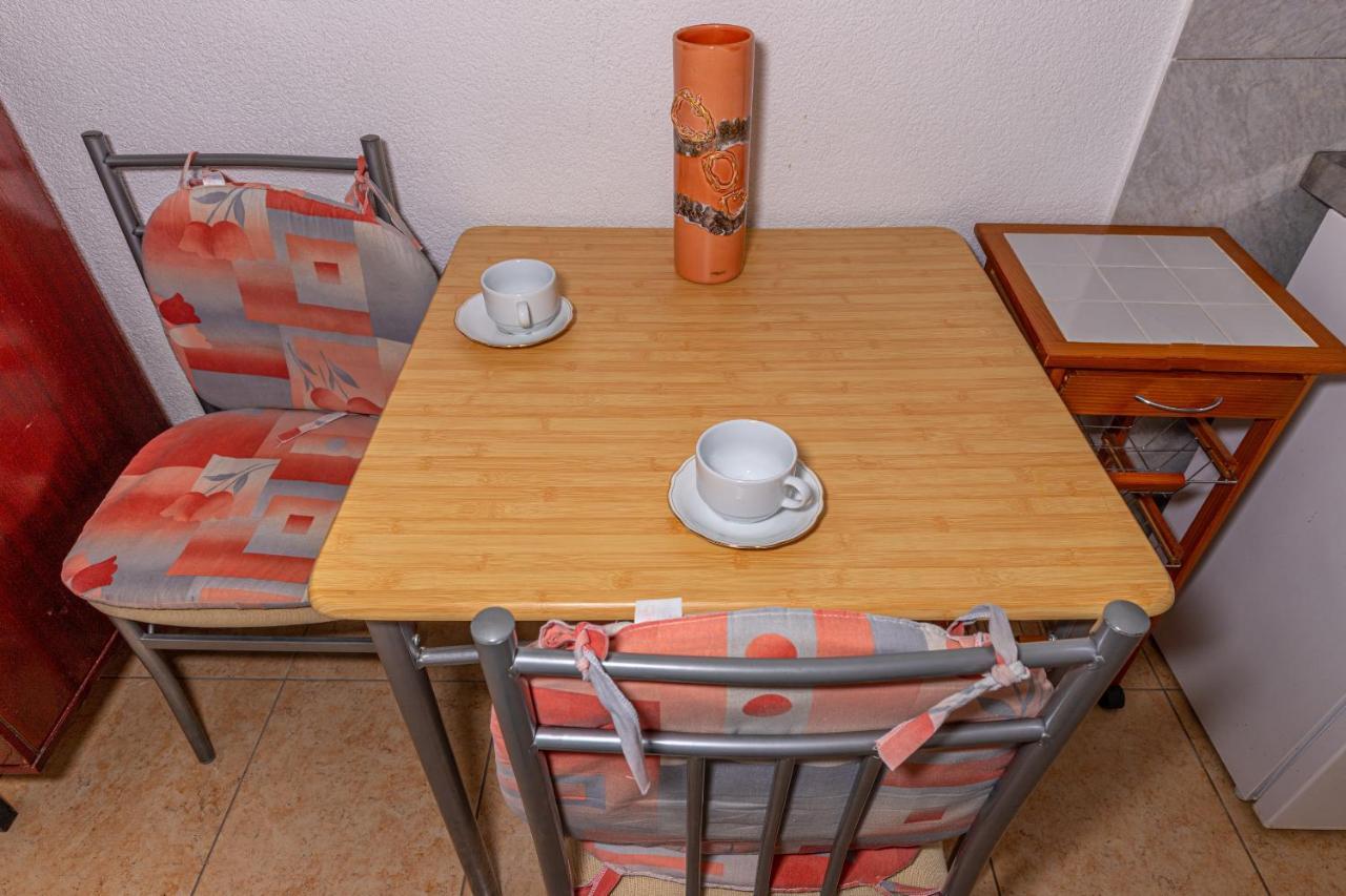 Apartmani Loki Dramalj Exterior foto