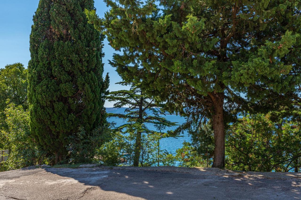 Apartmani Loki Dramalj Exterior foto