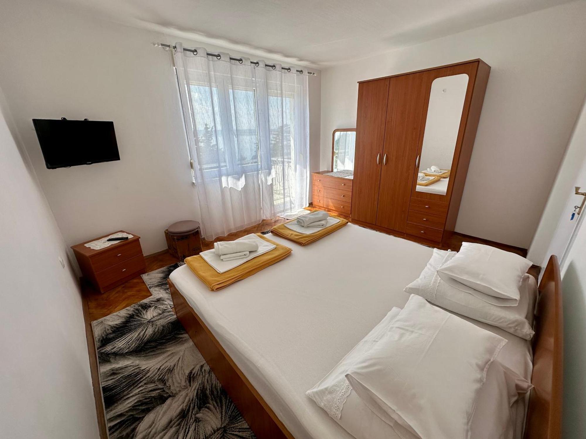 Apartmani Loki Dramalj Exterior foto