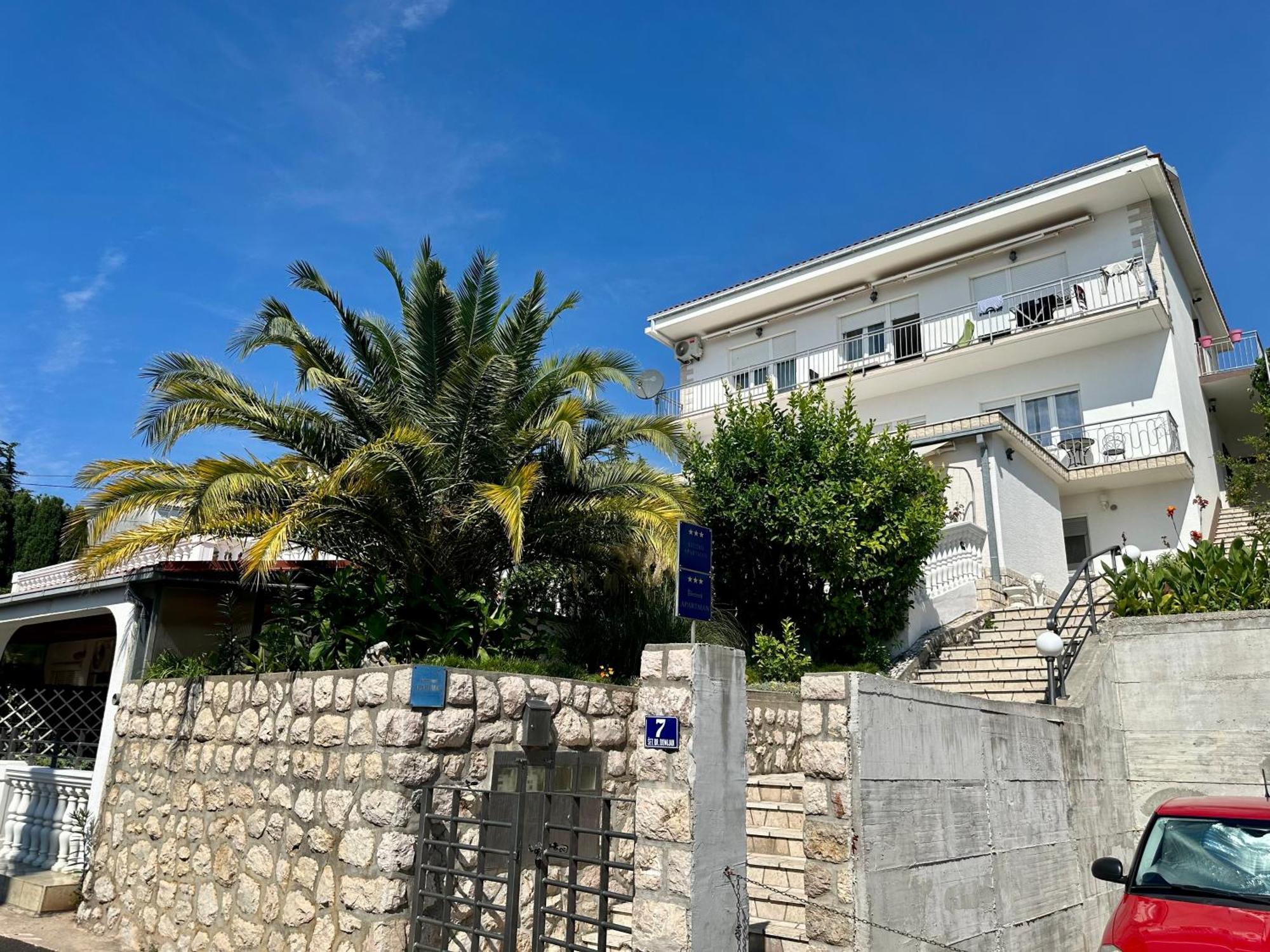Apartmani Loki Dramalj Exterior foto