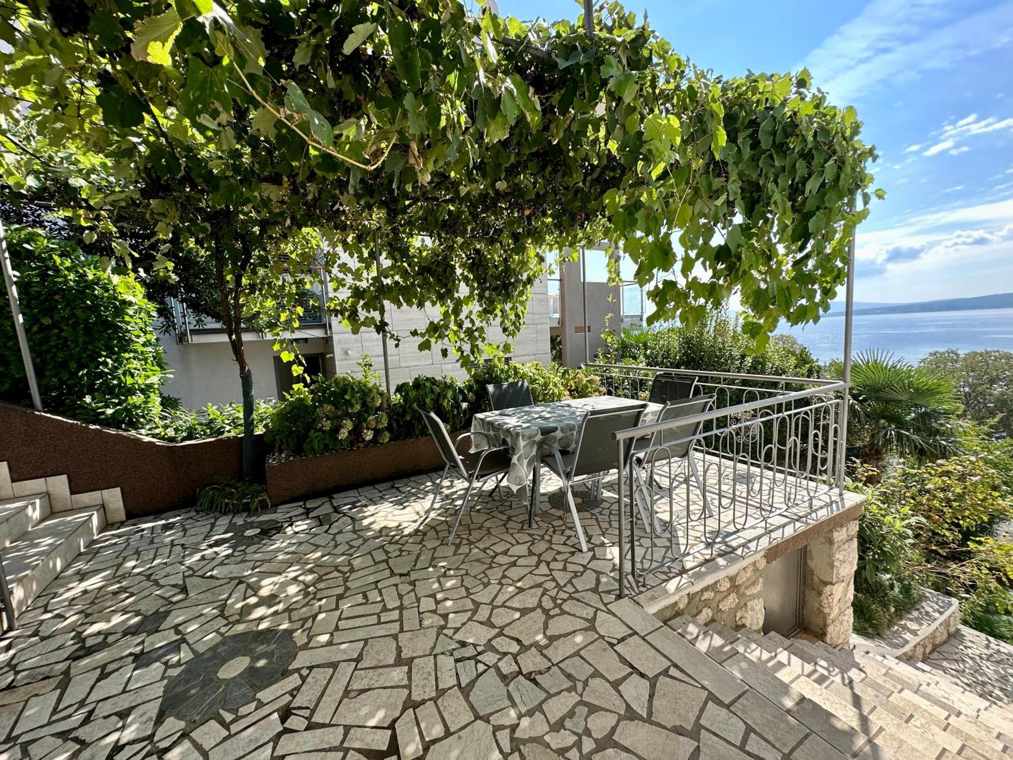 Apartmani Loki Dramalj Exterior foto