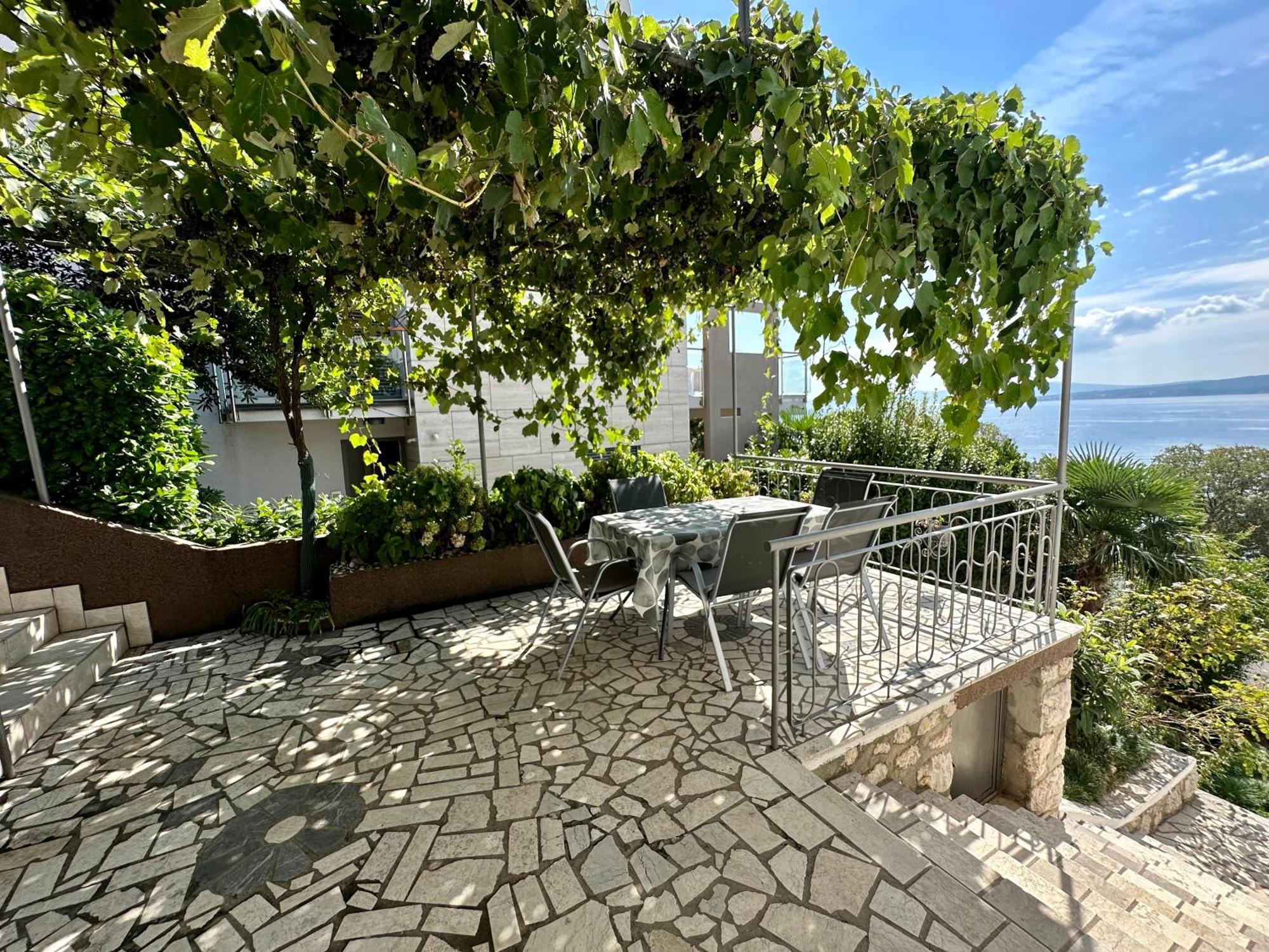 Apartmani Loki Dramalj Exterior foto